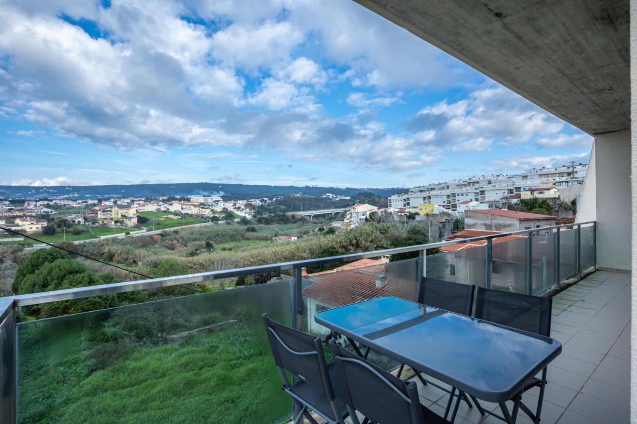 Buarcos Sunset Apartment By Rent4All Figueira da Foz Exterior photo